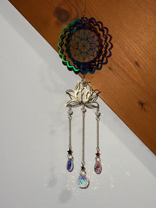 Attrape-soleil fleur de vie colorée et fleur de lotus dorée – La géométrie sacrée de la vie – Suncatcher spirituel fait main