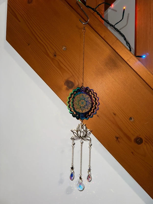 Attrape-soleil fleur de vie colorée et fleur de lotus dorée – La géométrie sacrée de la vie – Suncatcher spirituel fait main