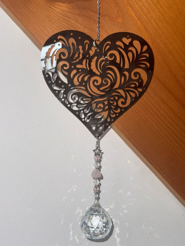 Attrape-soleil cœur et quartz rose – Amour, douceur – Suncatcher fait main