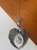 Attrape-soleil cœur ailes d’ange – Protection, pureté et lumière irisée – Suncatcher fait main