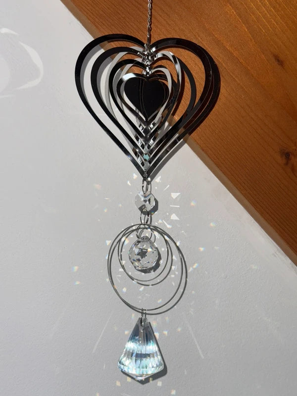 Attrape-soleil cœur et cercles – Lumière, douceur et éclat irisé – Suncatcher fait main