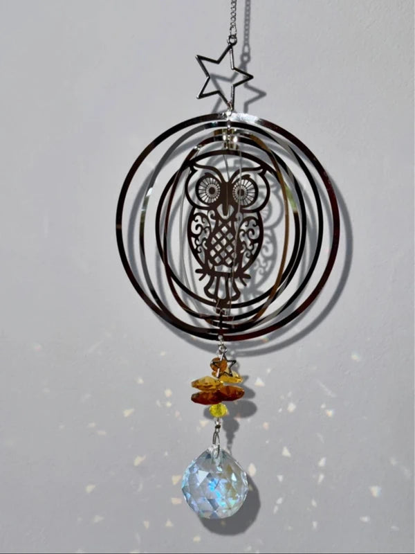 Attrape-soleil chouette, étoile et prismes en cristal – Décoration féerique Suncatcher fait main