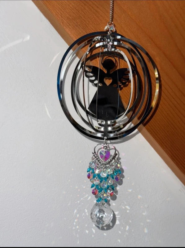Attrape-soleil ange et cascades de prismes en cristal – Suncatcher fait main décoration fenêtre lumineuse