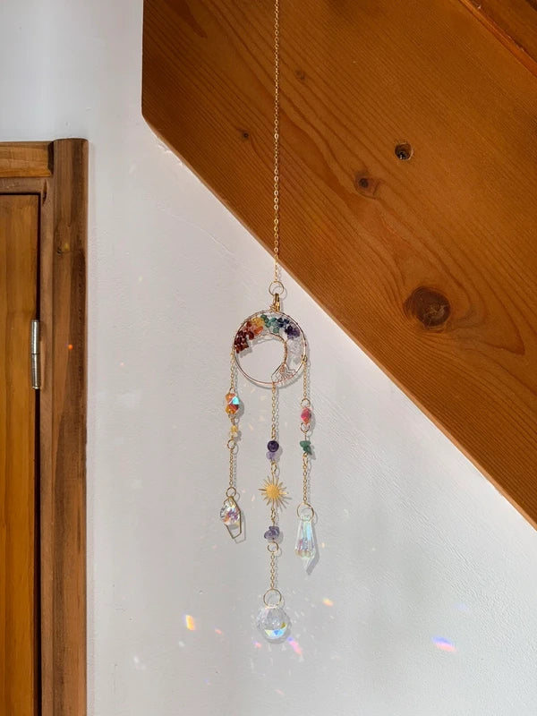 Attrape-soleil arbre de vie et pierres des chakras en cristal – Suncatcher fait main décoration fenêtre spirituelle