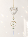 Attrape-soleil cœur blanc fleuri et cristal de roche – Suncatcher fait main