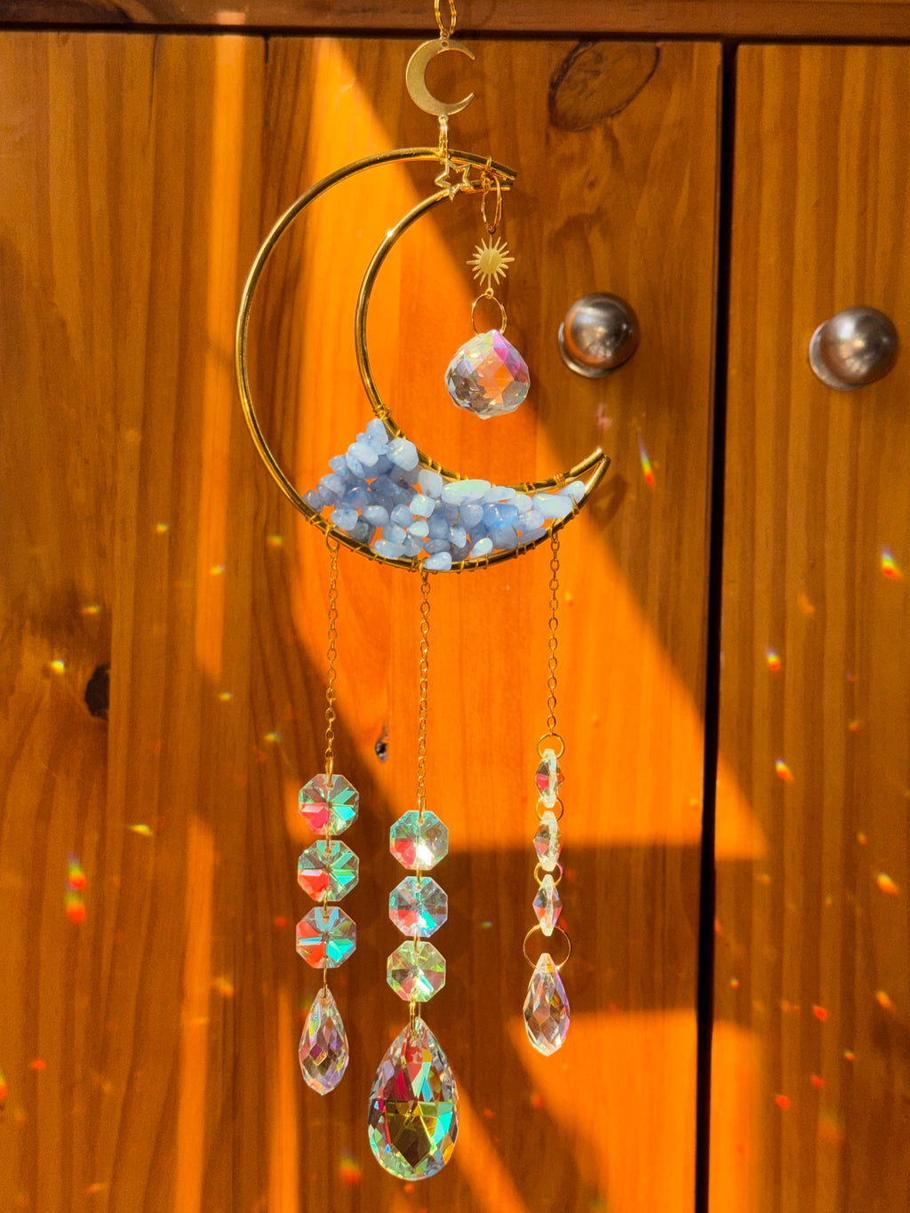 Attrape-soleil grande lune en aigue-marine – Suncatcher fait main décoration bien-être