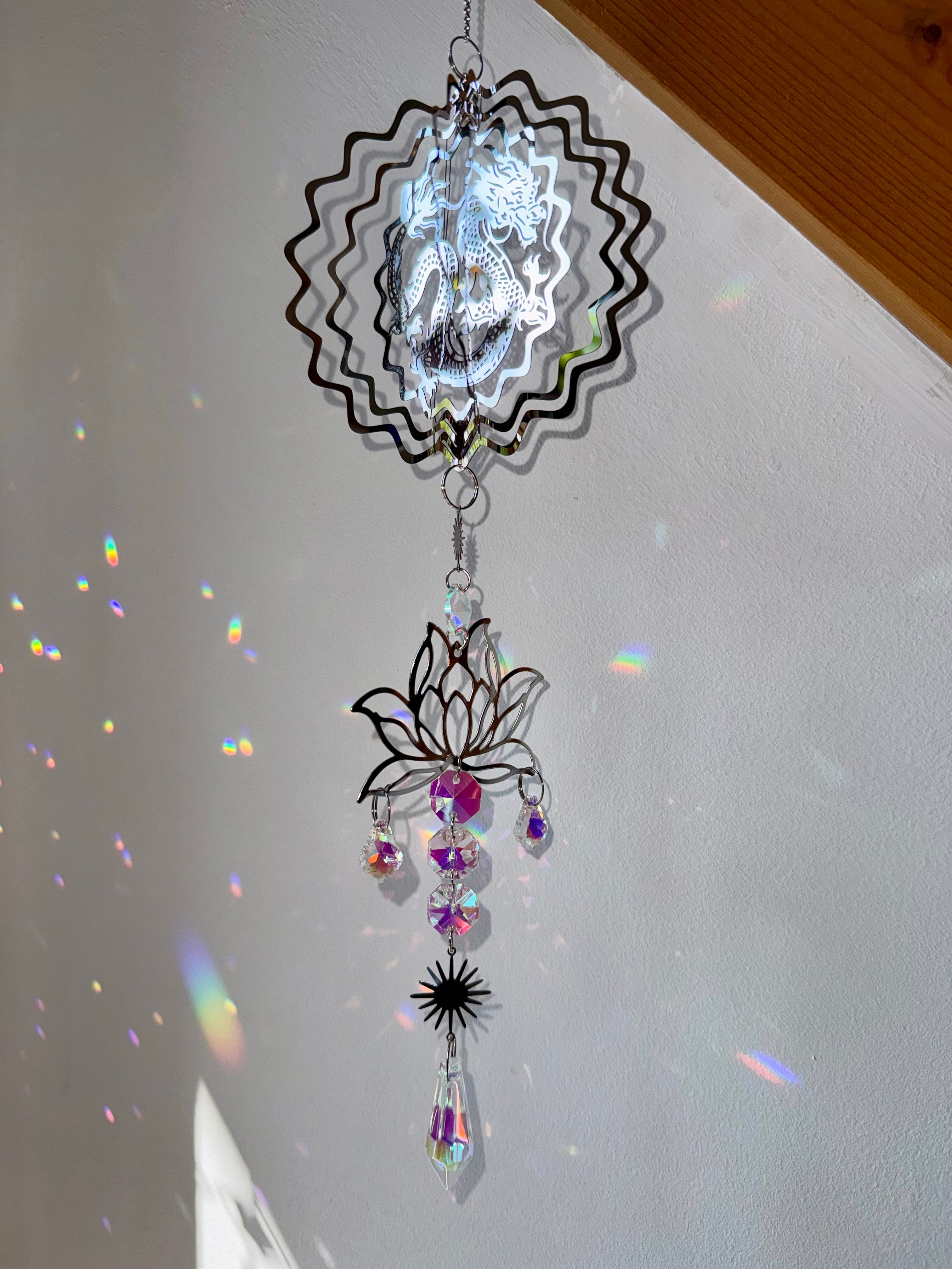 Attrape-soleil dragon et fleur de lotus en cristal – Suncatcher fait main force et harmonie spirituelle