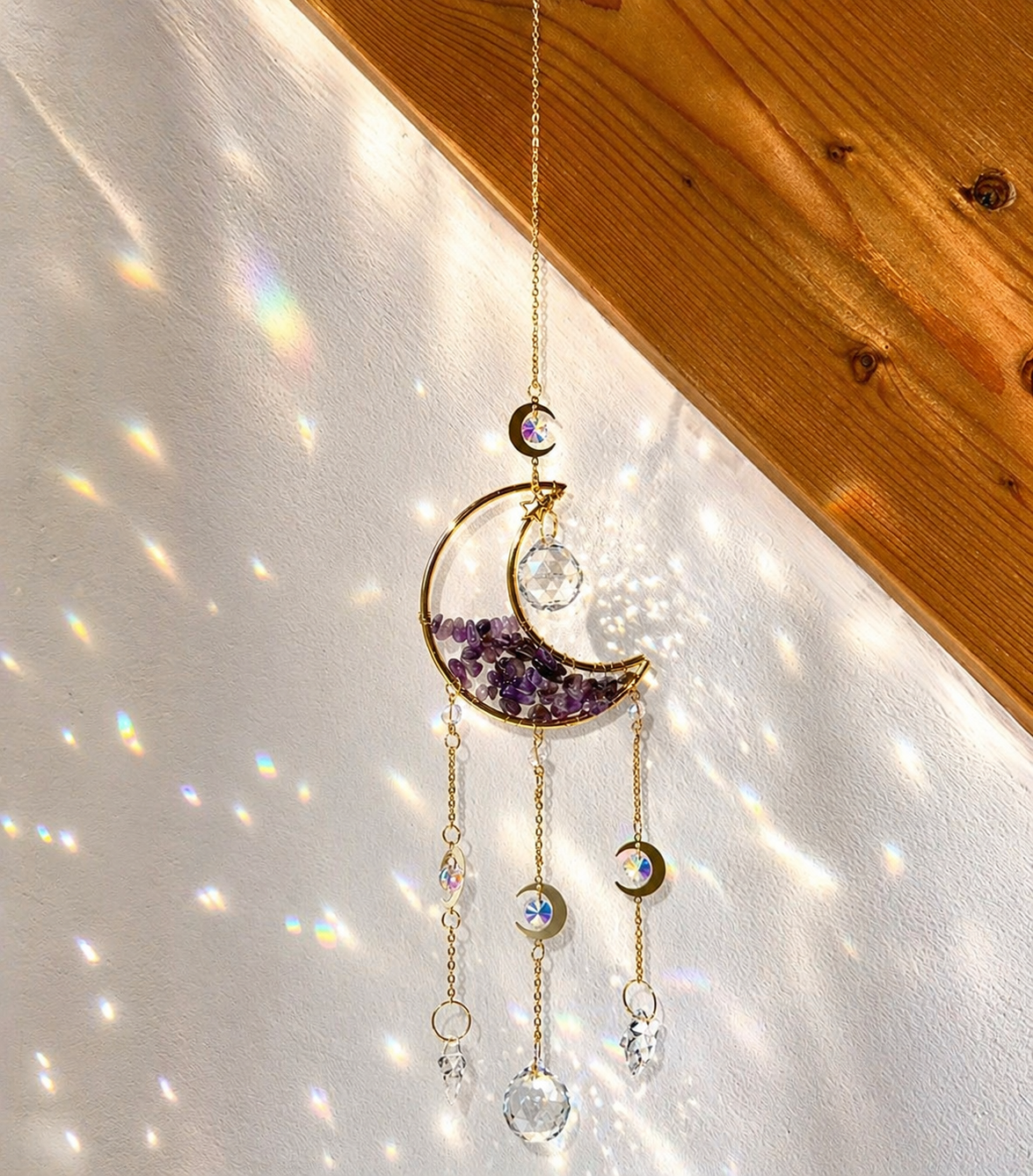 Attrape-soleil petite lune et pierres d’améthyste avec prismes en cristal – Suncatcher fait main décoration fenêtre lumineuse