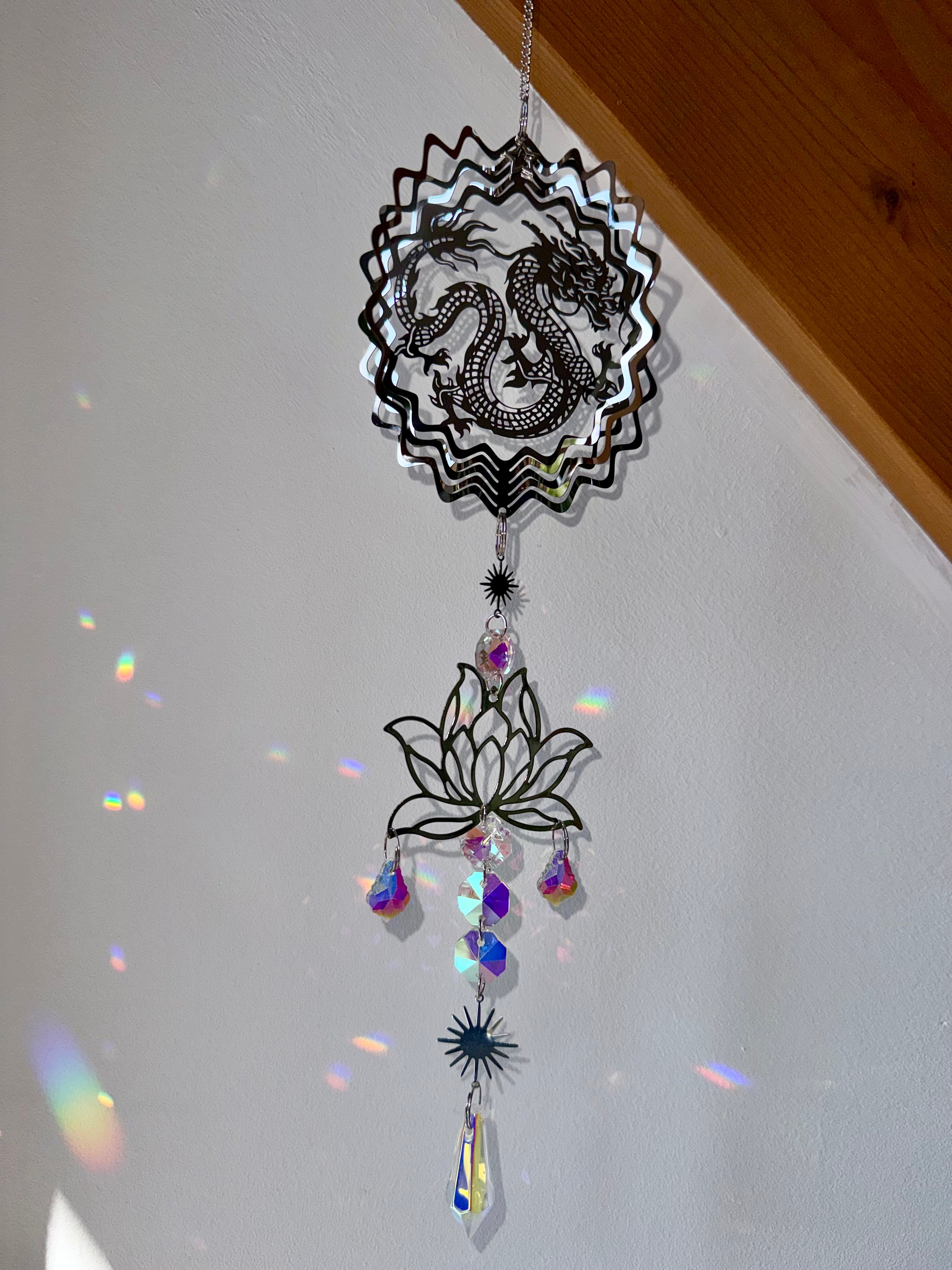 Attrape-soleil dragon et fleur de lotus en cristal – Suncatcher fait main force et harmonie spirituelle