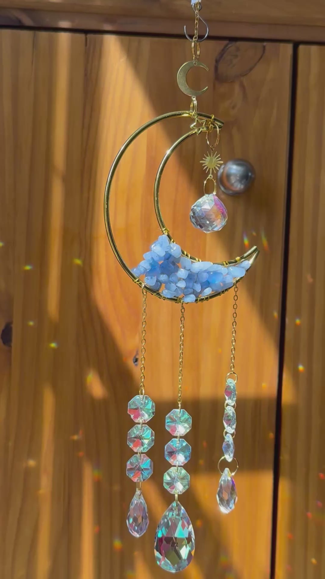 Attrape-soleil grande lune en aigue-marine – Suncatcher fait main décoration bien-être